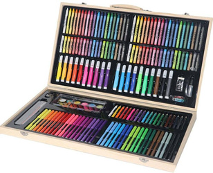 Painting and drawing set in a case 180 items